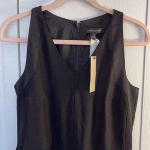 Banana Republic NWT black one-piece tuxedo jumpsuit Petite size 4